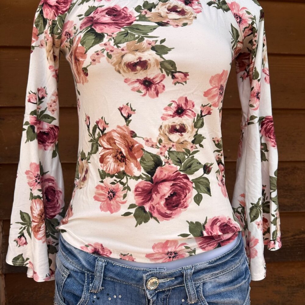 Polly & Esther Off the Shoulders Floral Bell Sleeve Top Size S - Picture 5 of 8